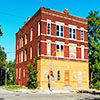 Victorian apartment building on South Princeton Avenue